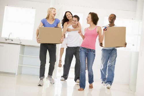 Removal van handling urgent same day removals in Battersea