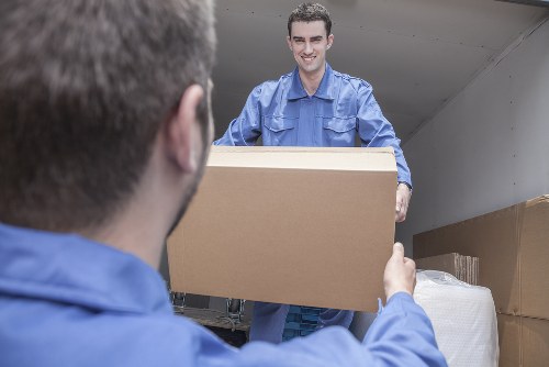 Moving boxes and packing supplies for Battersea homes