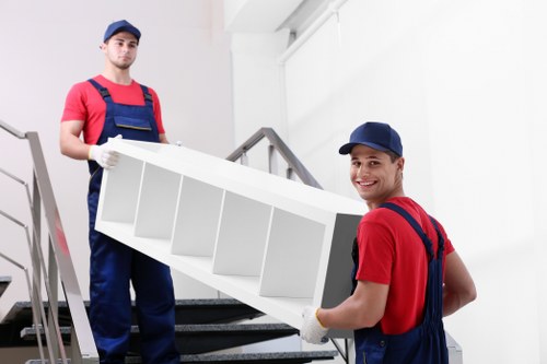 Professional packing and unpacking services in Battersea for home moves
