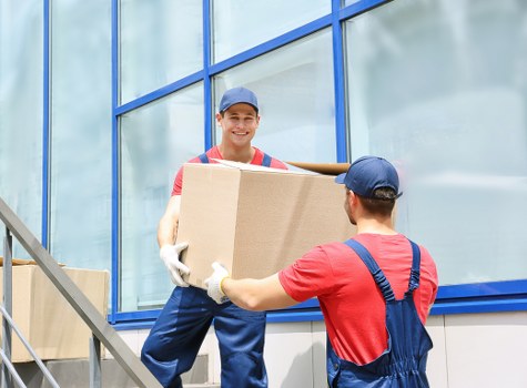 Local movers working around Battersea office access and parking