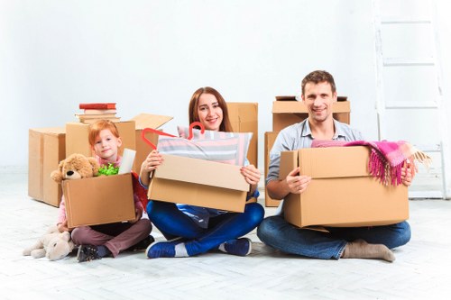 Storage units and moving boxes in Battersea