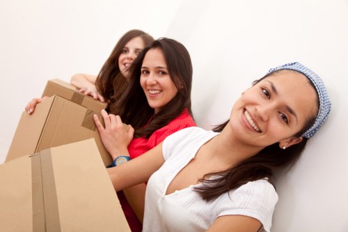 Storage and transport support for Battersea removal services